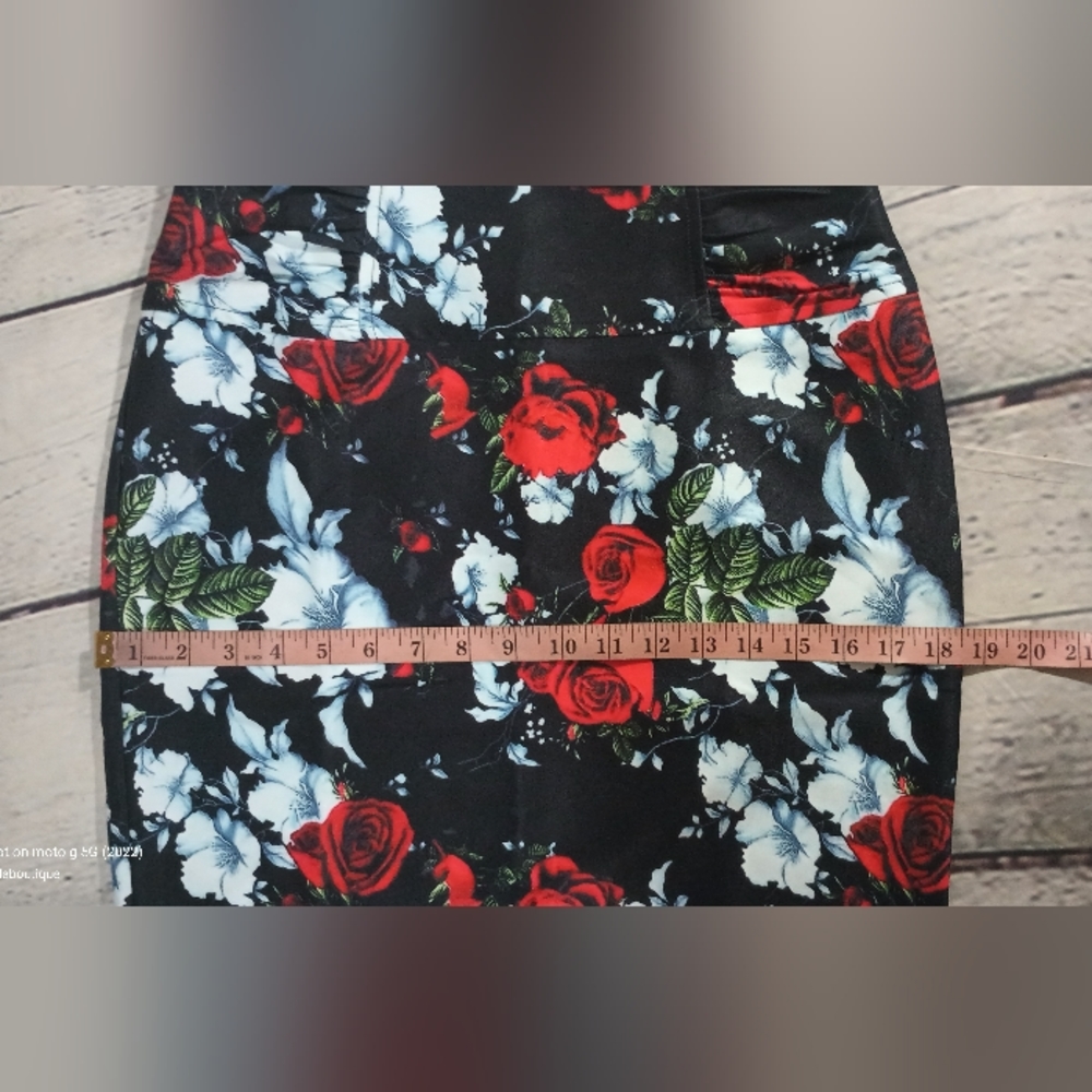 Vintage FloralPrint High-Rise Midi PencilSkirt Black - Picture 11 of 13